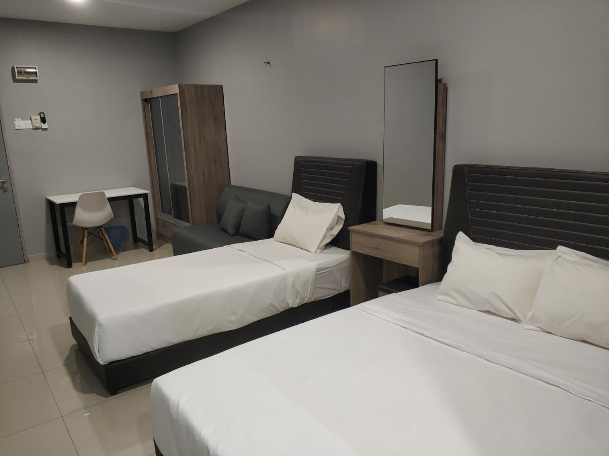 Reno Hotel Ipoh Exterior photo